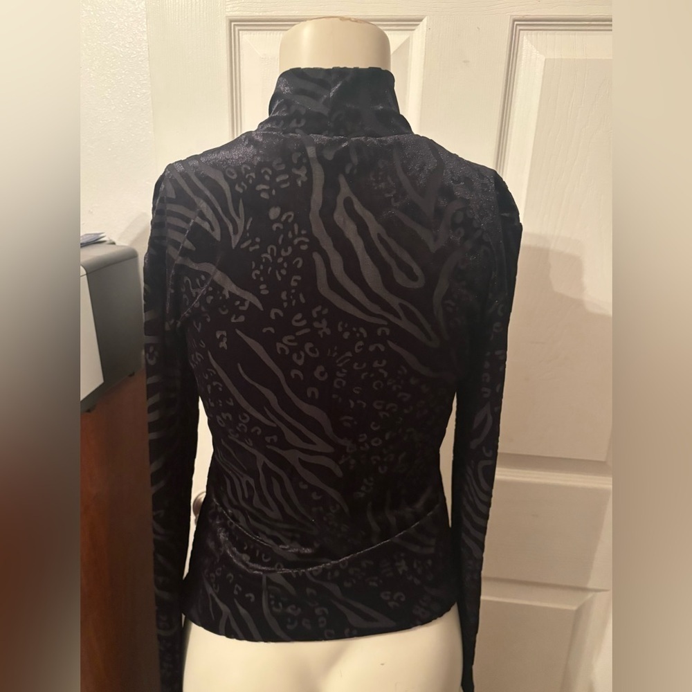 Vero Moda burn out top M - Picture 2 of 5